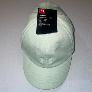 NWT Under Armour Women’s Play Up Hat